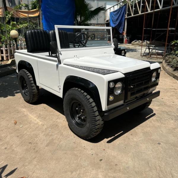 Land Rover Defender 90s